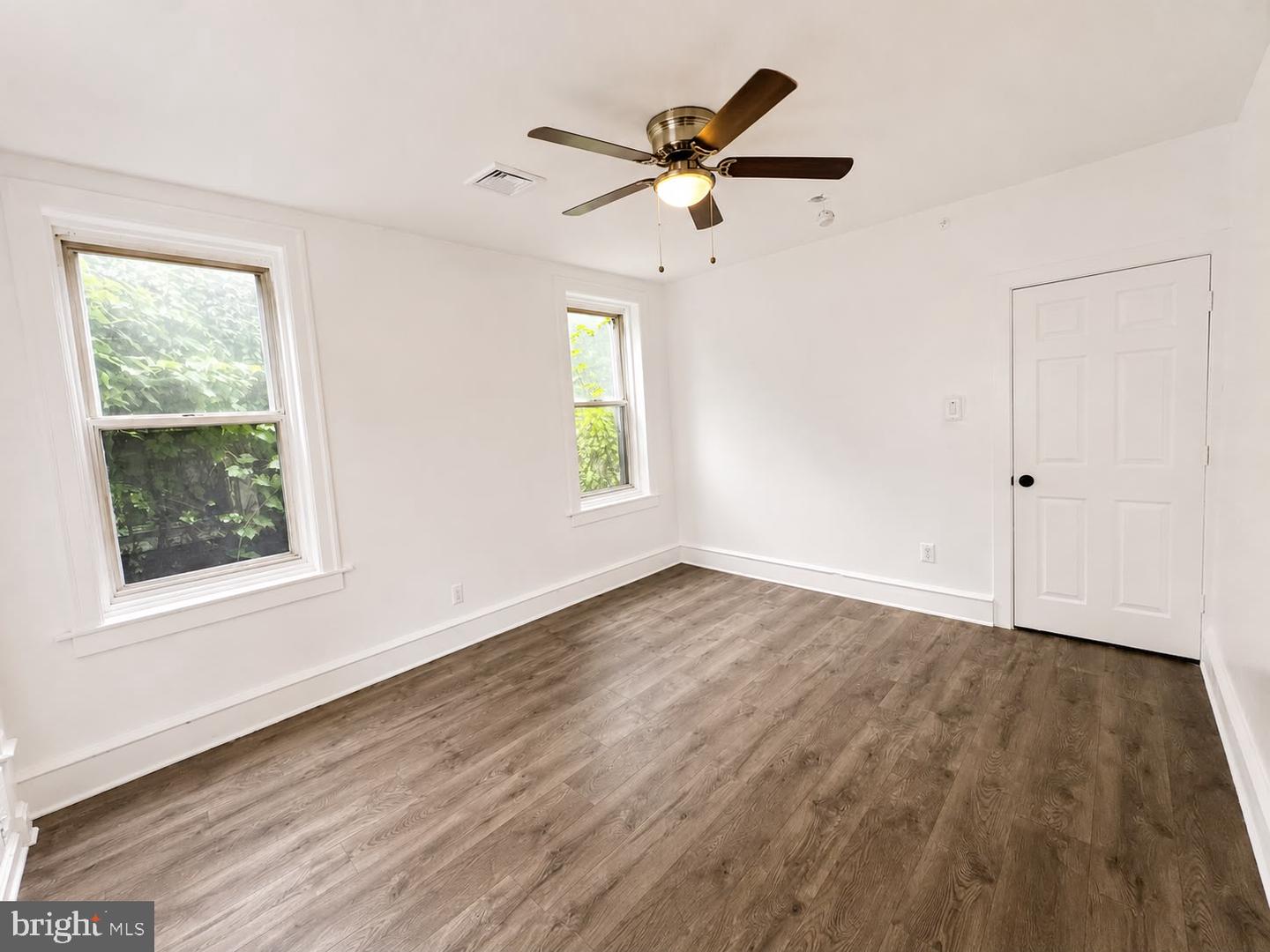 2022 W Ontario St #2 Property Photo 5