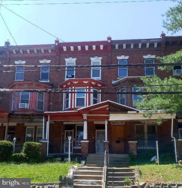 2022 W Ontario St #2 Property Photo 13