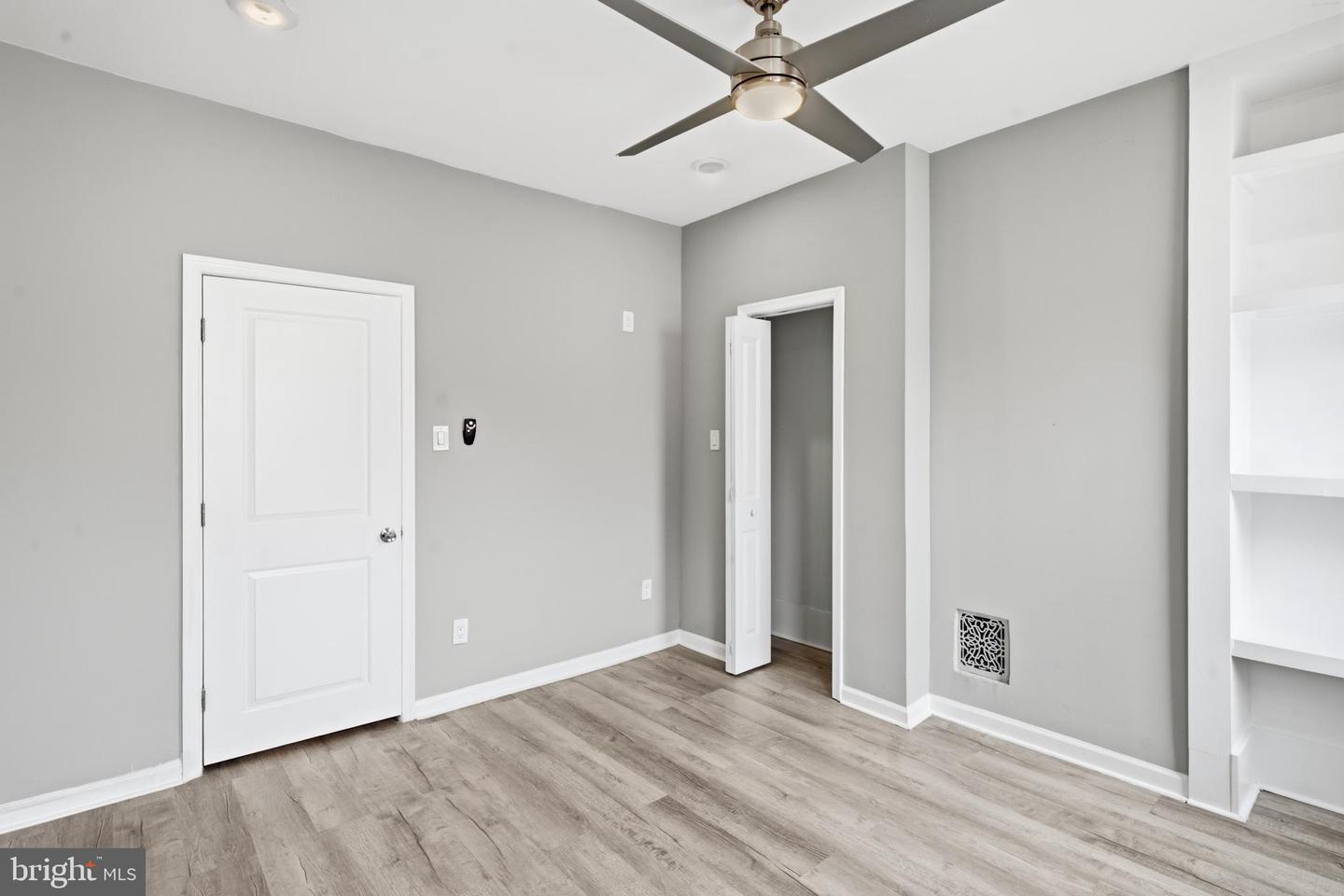 1743 N Stillman St Property Photo 21