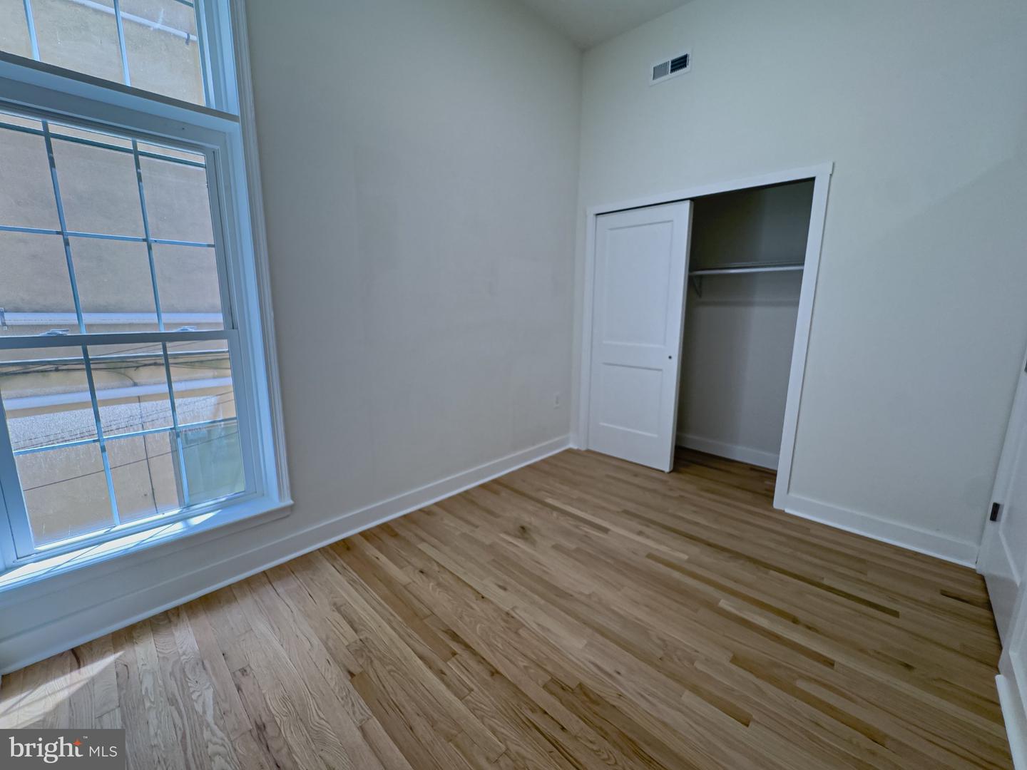 2013 Green St #2fl Property Photo 18