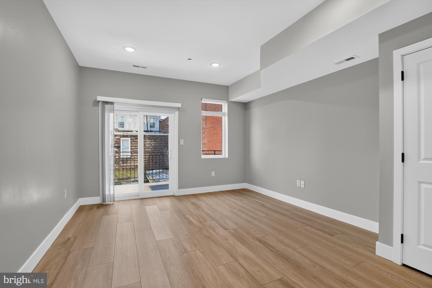1843 E Hazzard St #2 Property Photo 5