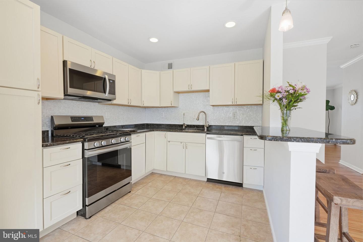 11753 Brandon Rd Property Photo 4