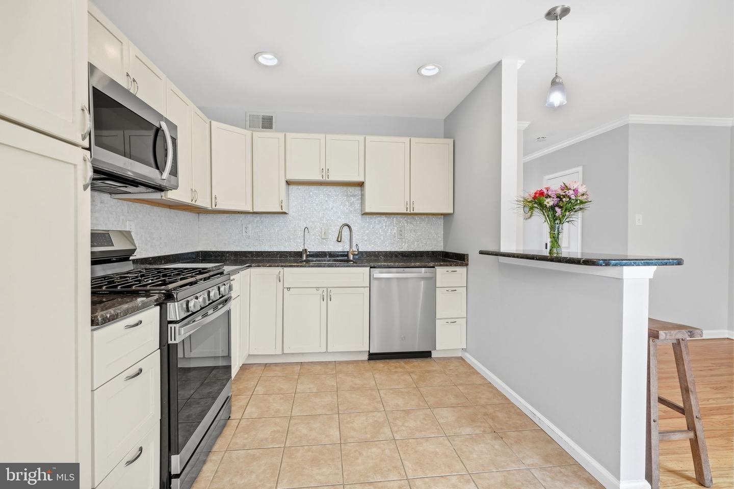 11753 Brandon Rd Property Photo 5