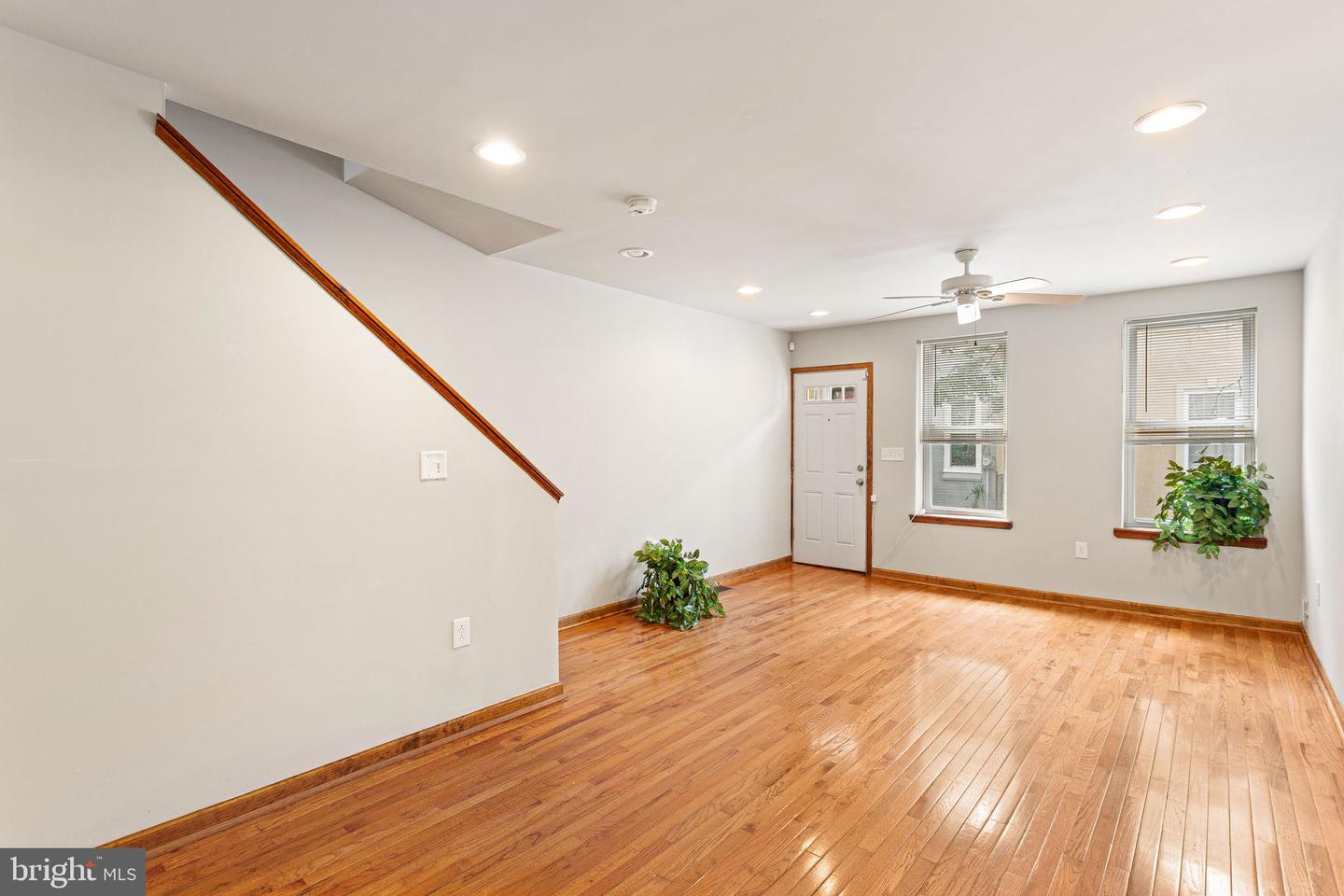 2131 Titan St Property Photo 5