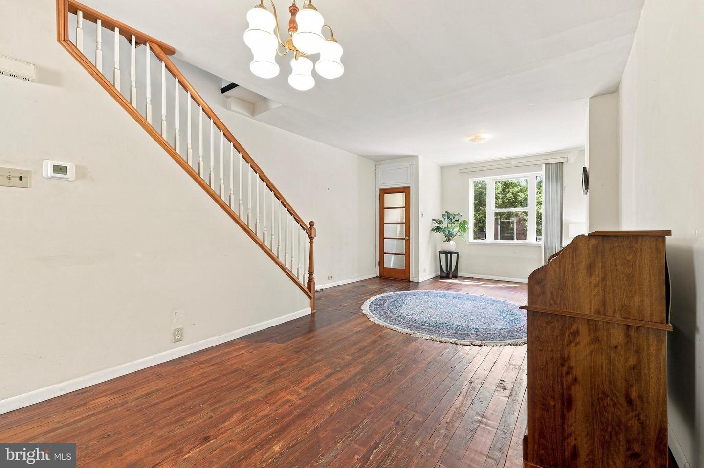 1217 Durfor St Property Photo 5