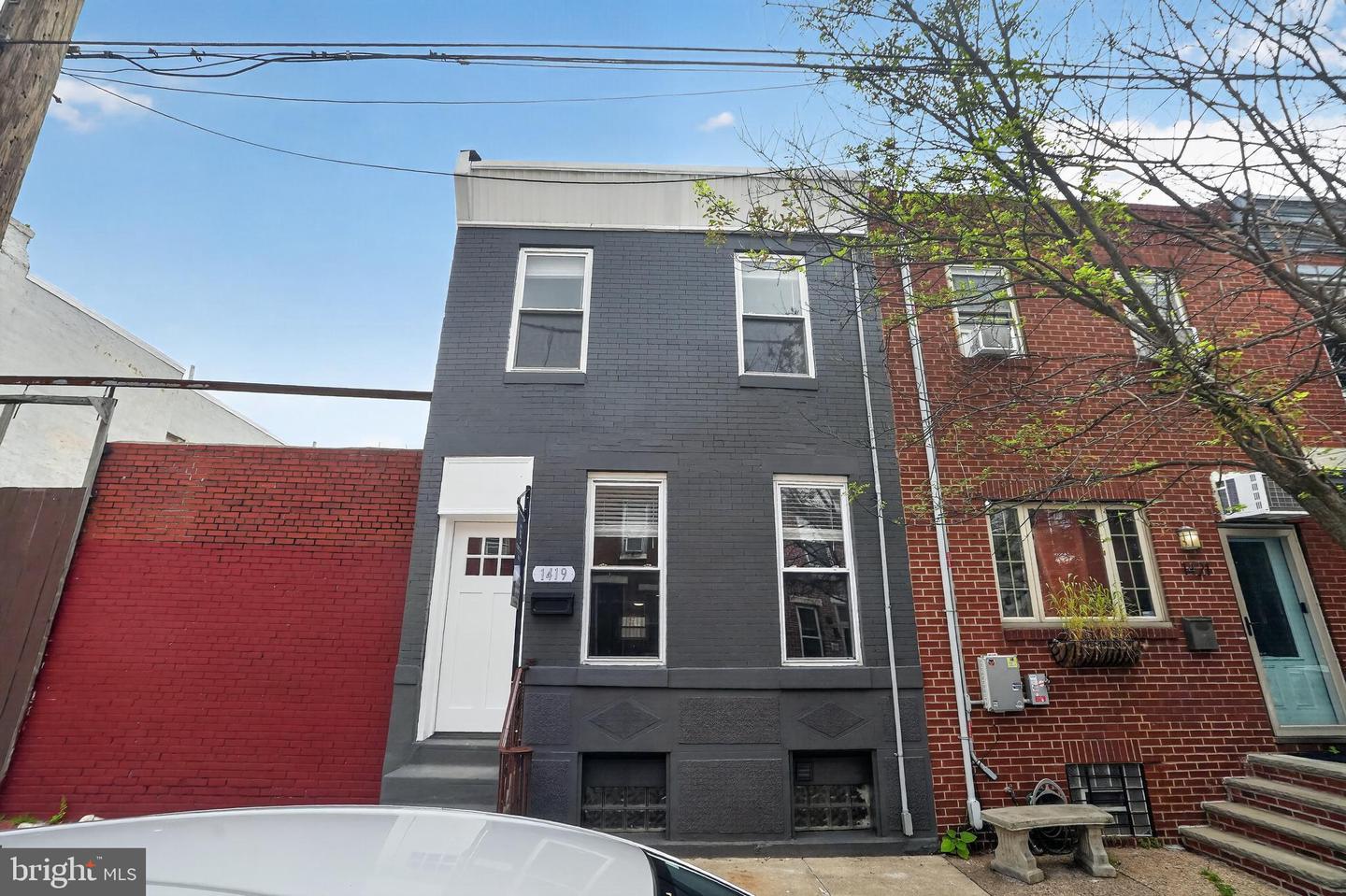 1419 S Carlisle St Property Photo 3
