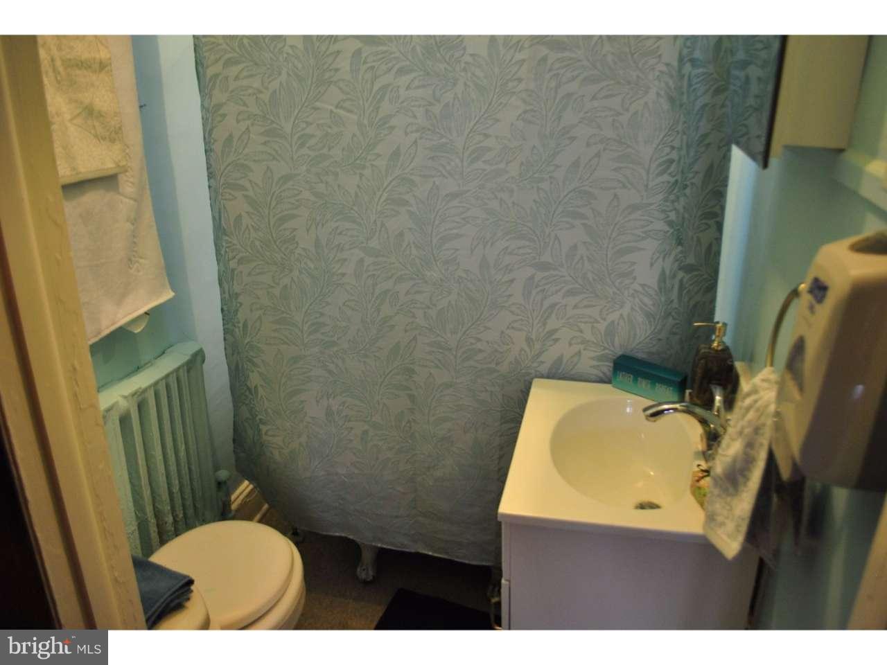 5027 Pine St #3rd Fl Property Photo 4