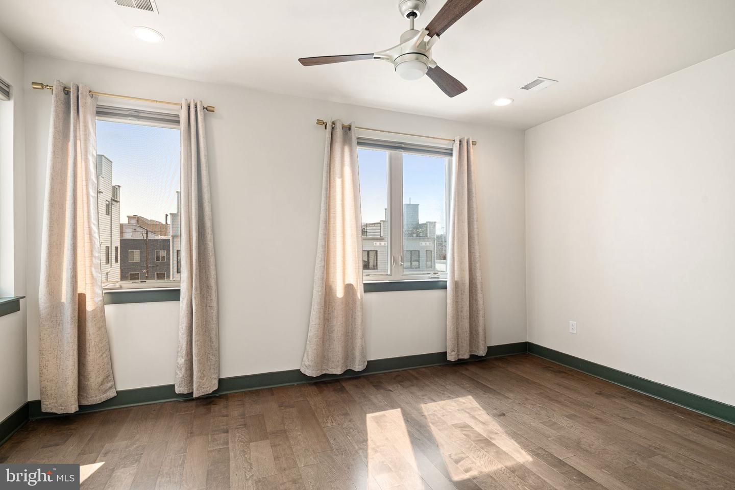 1349 N Hancock St Property Photo 18