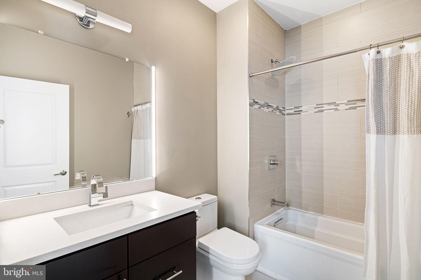 1349 N Hancock St Property Photo 20