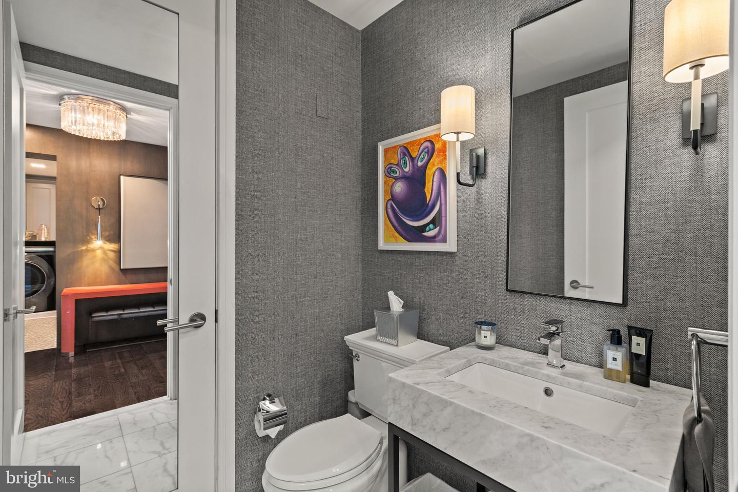 1414 S Penn Sq #15dc Property Photo 5