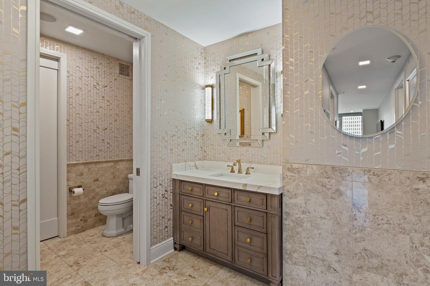 1414 S Penn Sq #15dc Property Photo 26