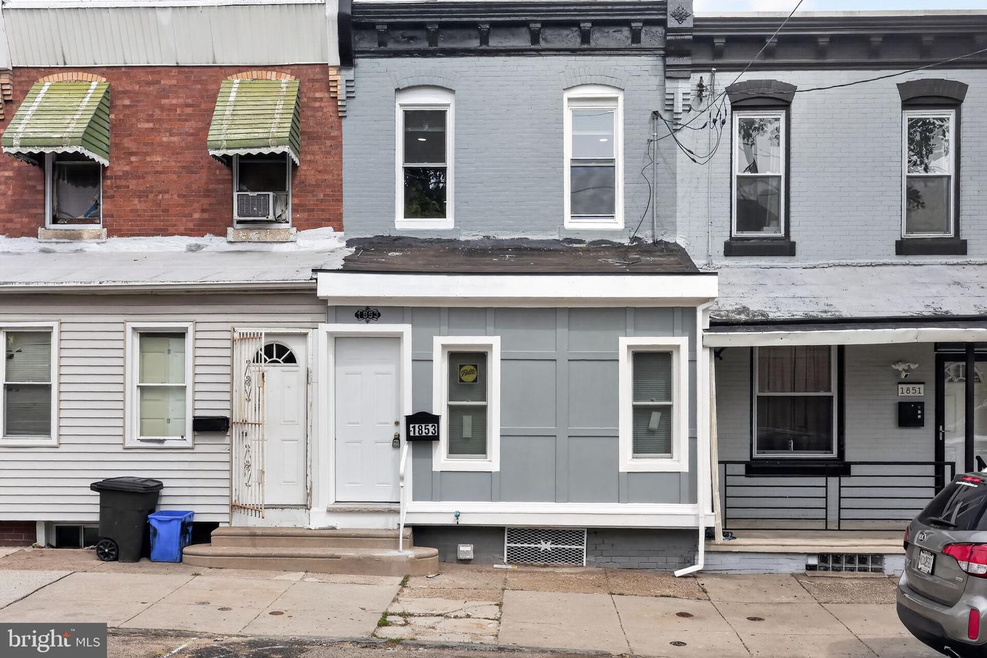 1853 W Juniata St Property Photo 2