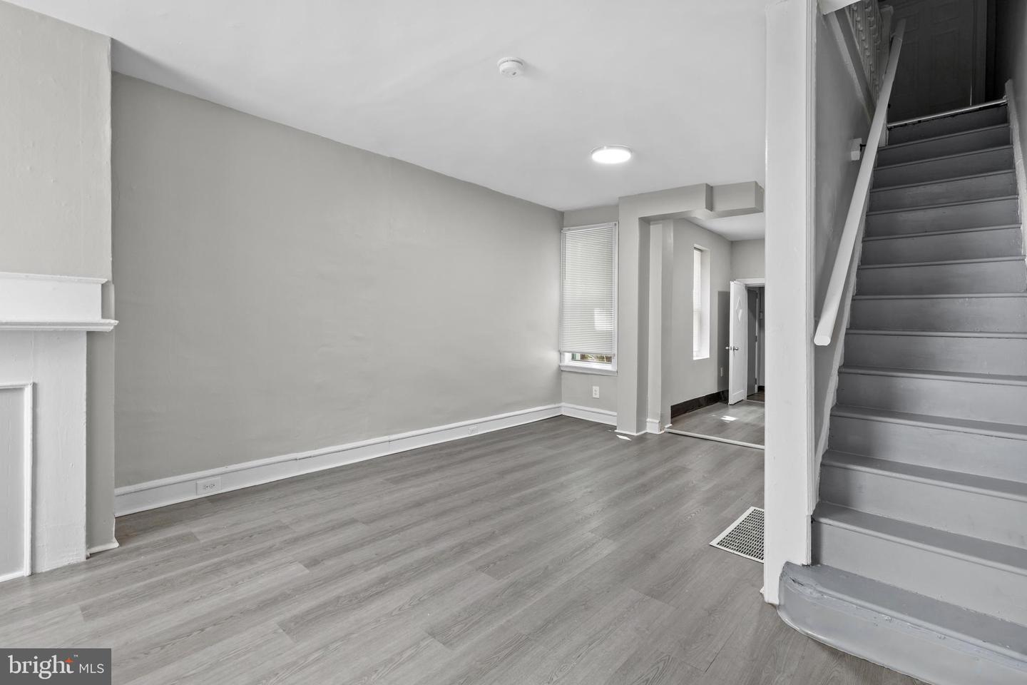 2838 N Bambrey St Property Photo 4