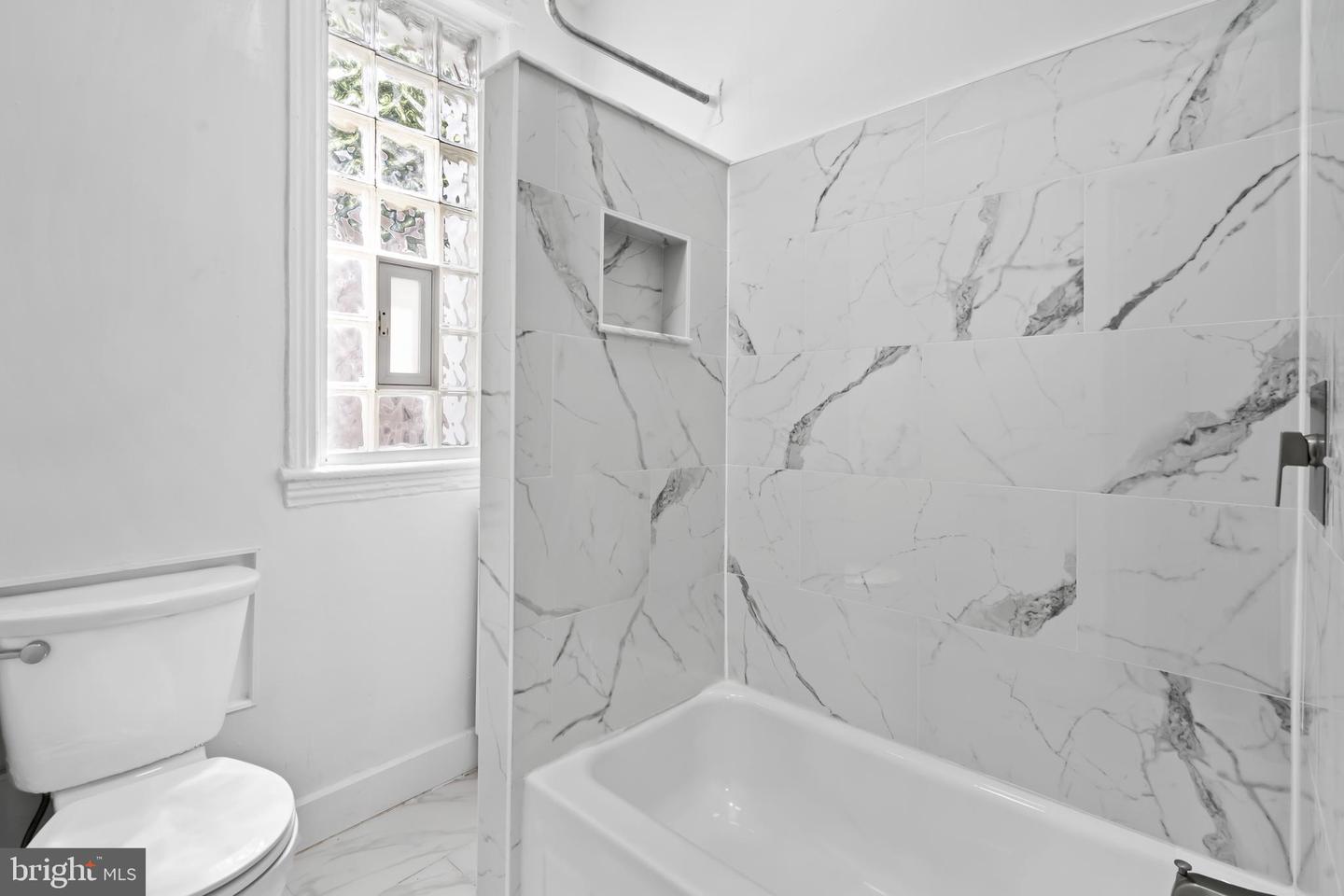 2838 N Bambrey St Property Photo 9