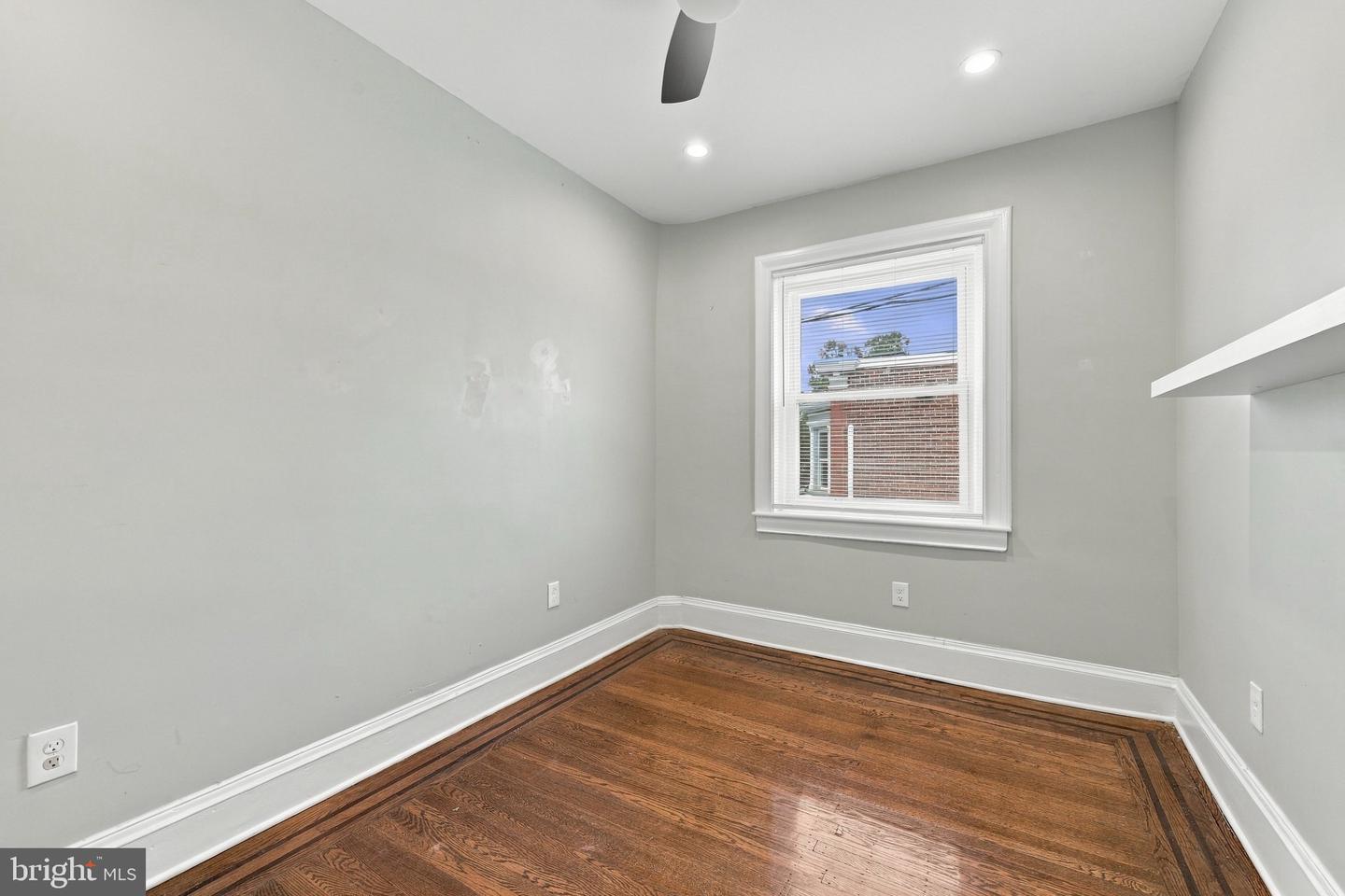 420 S 49th St Property Photo 22