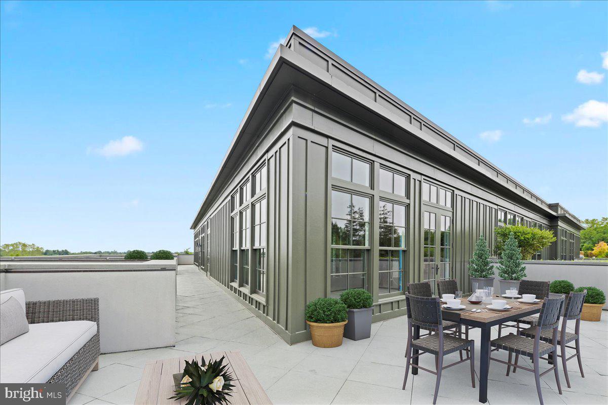 1 W Hartwell Ln #ph1 Property Photo 19