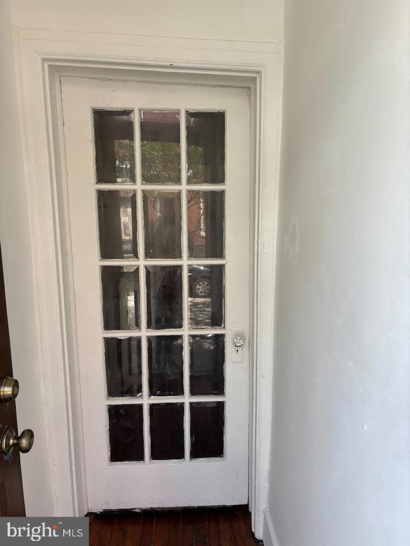 1225 N Randolph St Property Photo 2