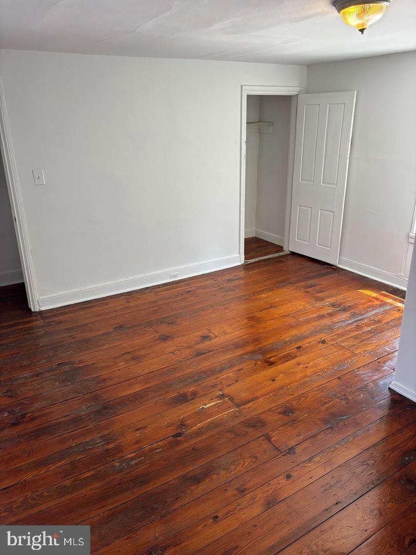 1225 N Randolph St Property Photo 8