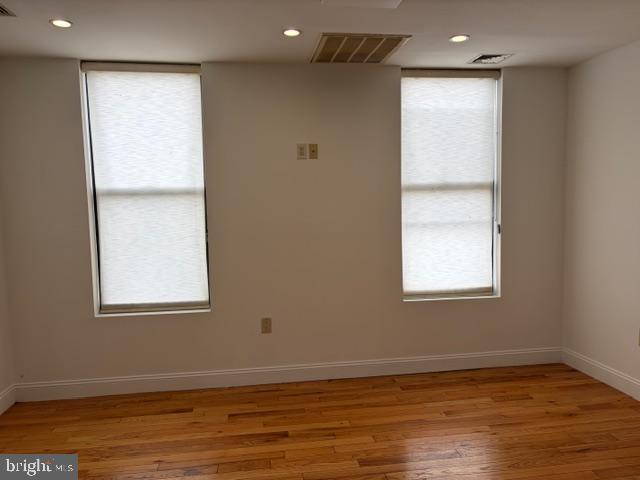 2908 Ridge Ave #3rd Floor Property Photo 6