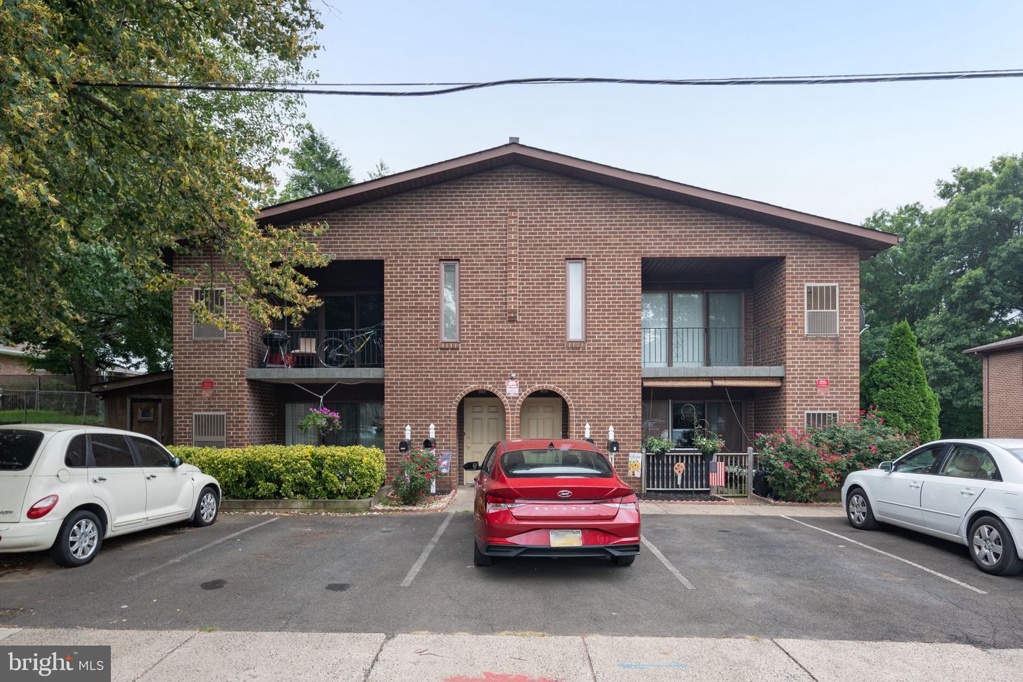 9505 Northeast Ave #b Property Photo 5