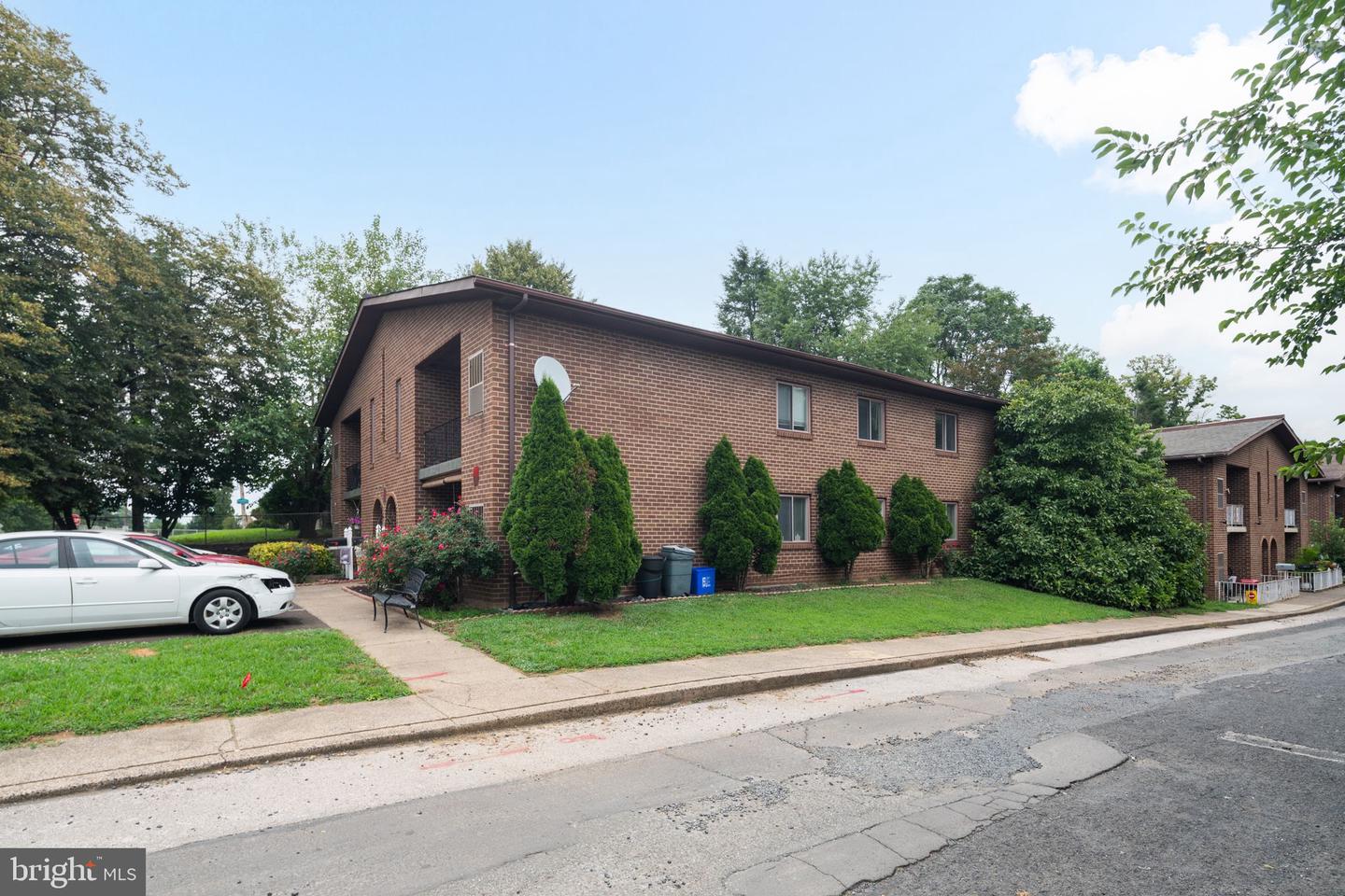 9505 Northeast Ave #b Property Photo 7