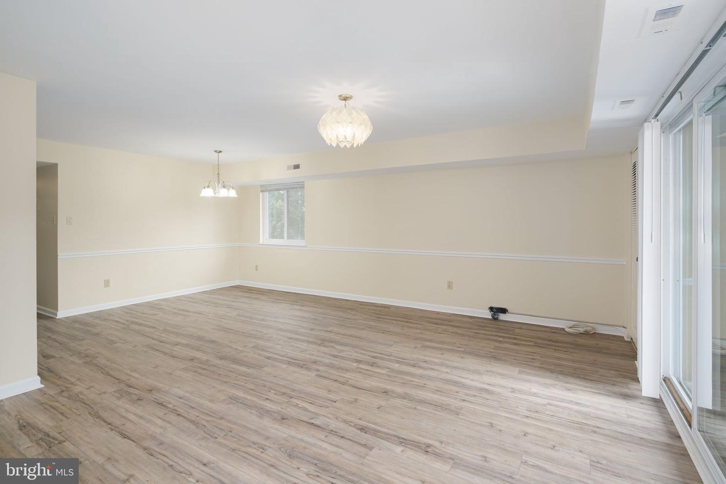 9505 Northeast Ave #b Property Photo 9