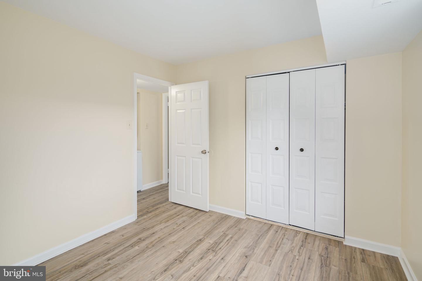 9505 Northeast Ave #b Property Photo 19