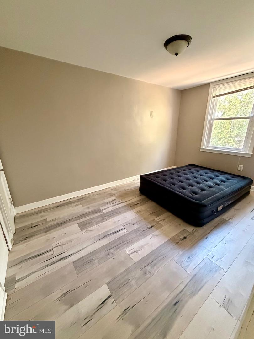 6527 Tulip St Property Photo 5