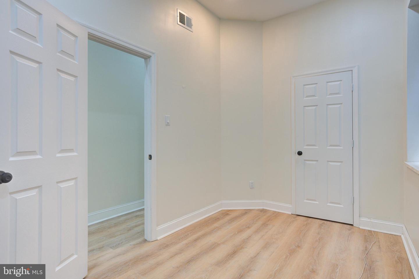 3561 Frankford Ave Property Photo 11