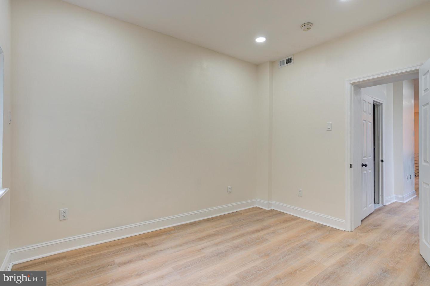3561 Frankford Ave Property Photo 28