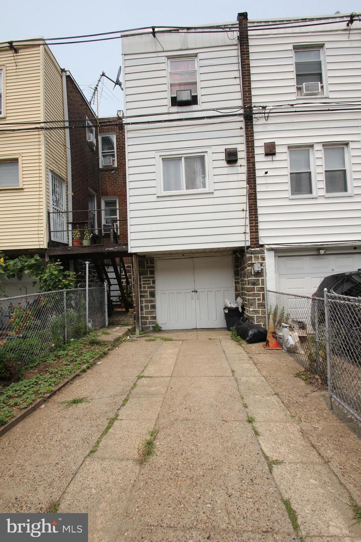 6433 Ditman St Property Photo 2
