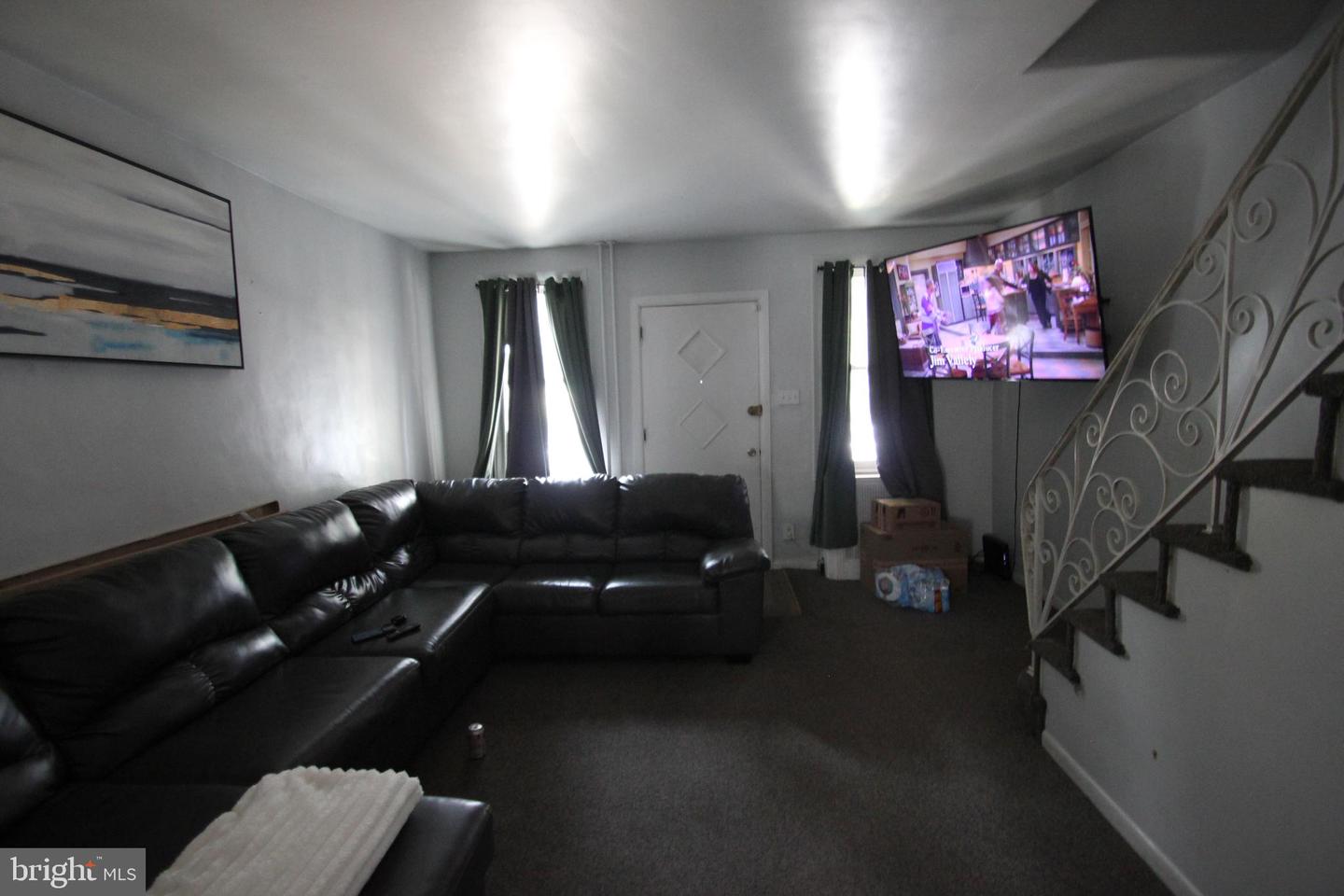 6433 Ditman St Property Photo 4