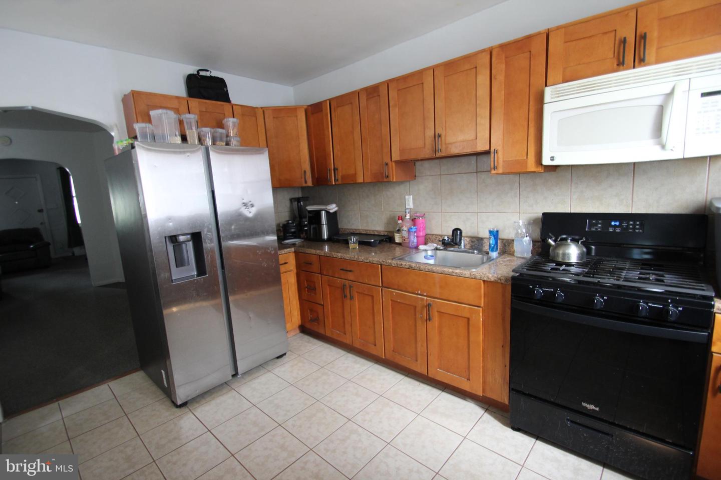 6433 Ditman St Property Photo 6