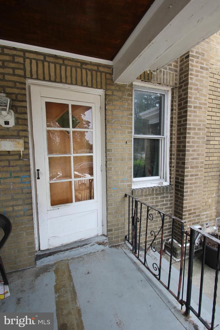 6433 Ditman St Property Photo 17