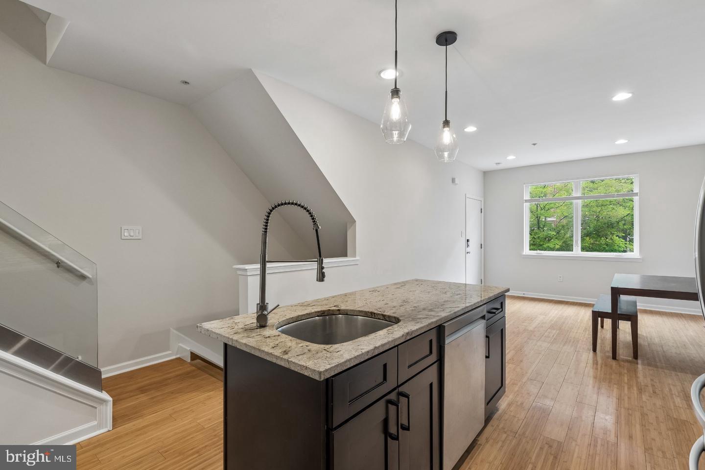 1211 Mount Vernon St #1 Property Photo 11