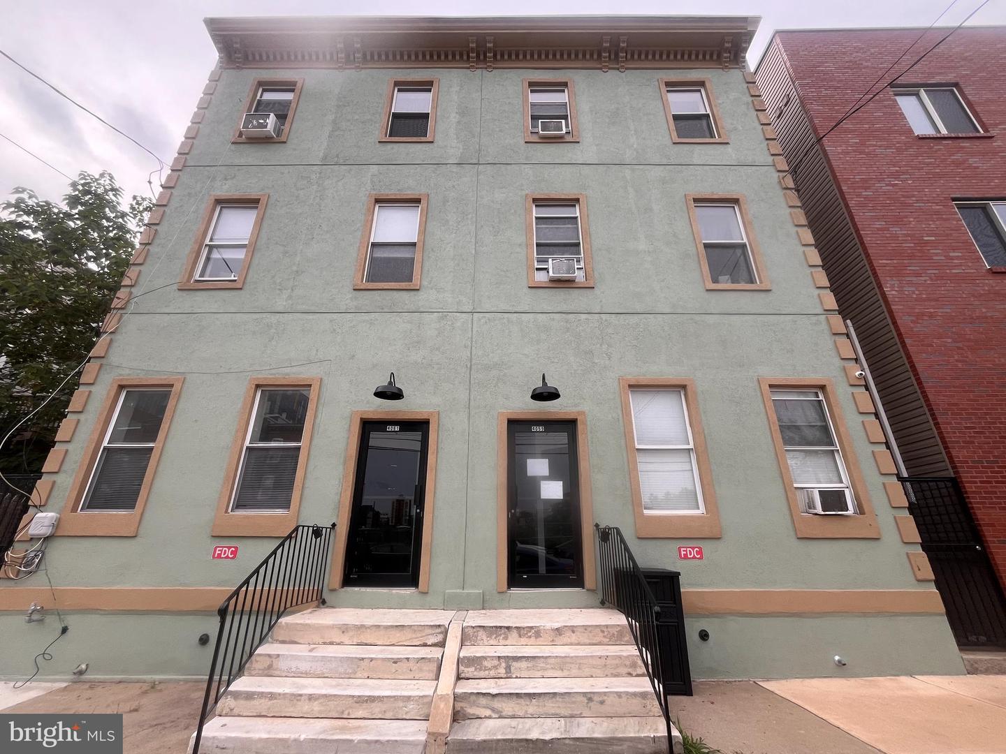 4059 POWELTON AVE #3RD FLR Property Photo 1