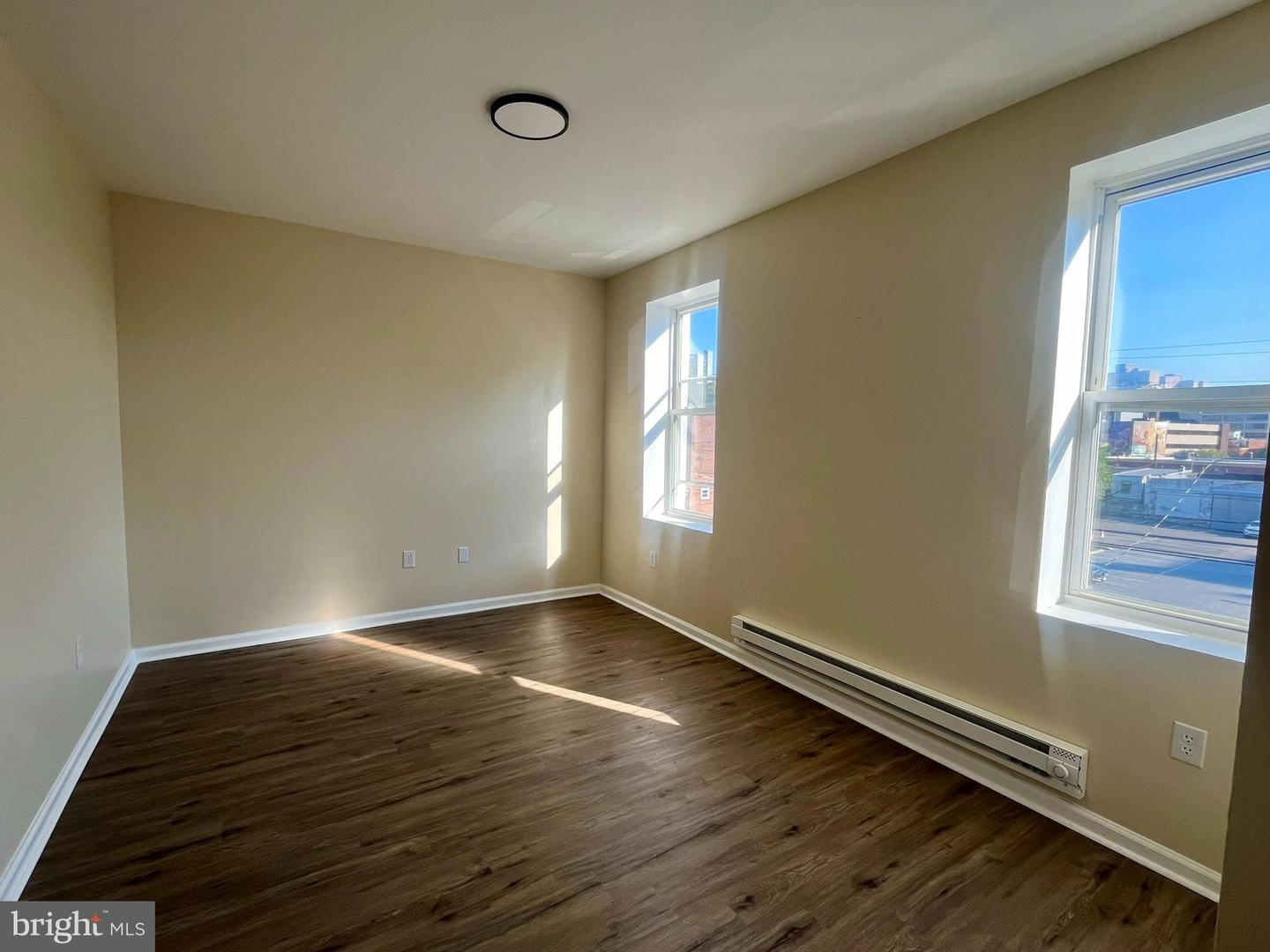 4059 Powelton Ave #3rd Flr Property Photo 10