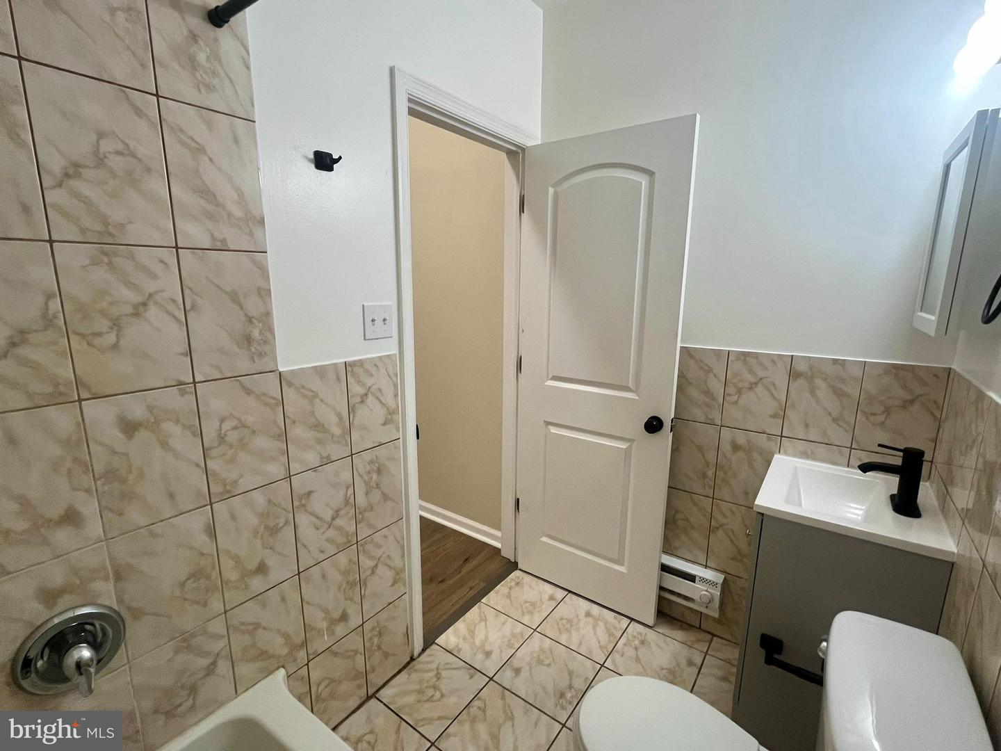 4059 Powelton Ave #3rd Flr Property Photo 13