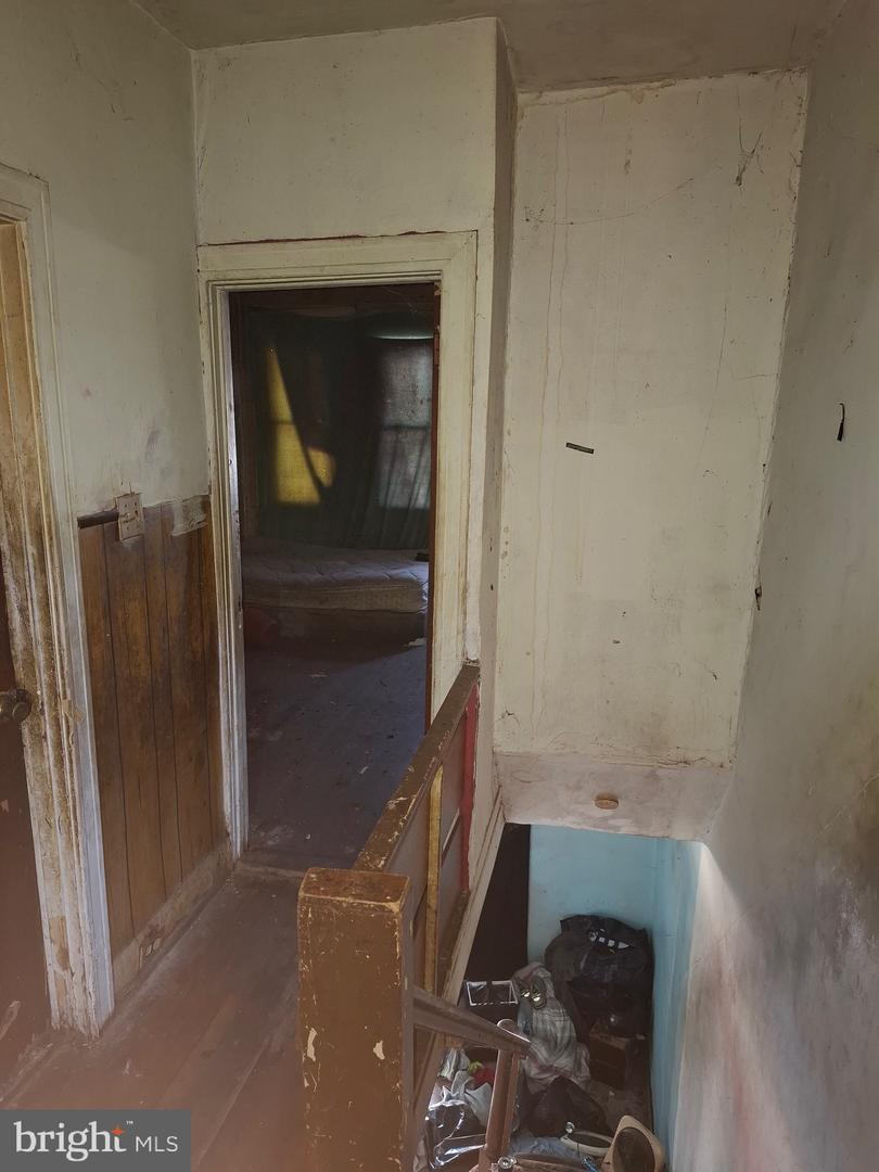 4829 N Marshall St Property Photo 8