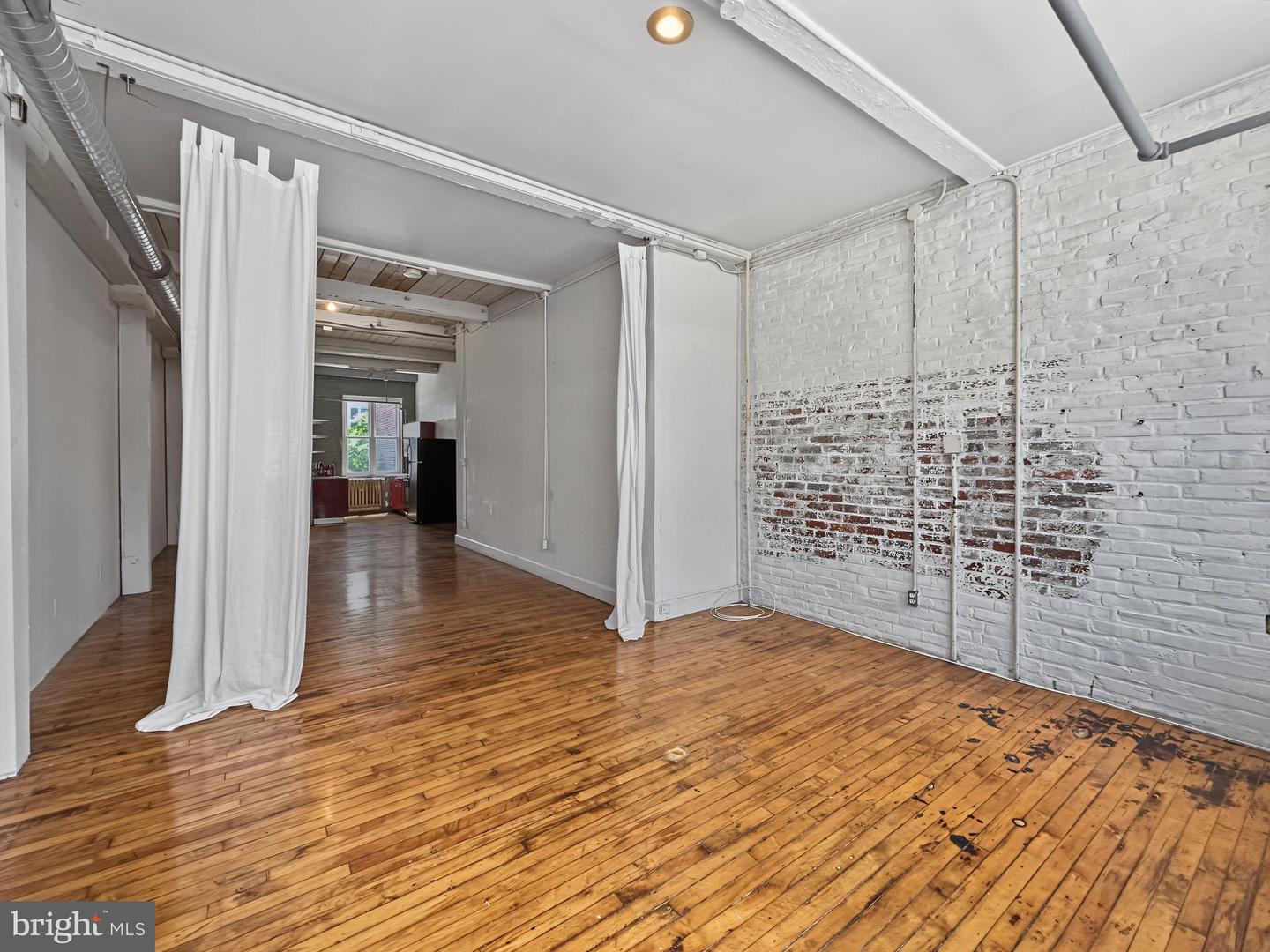 14-16 W Harvey St #2w Property Photo 8