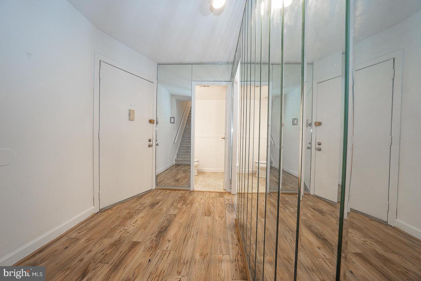 253-00 Shawmont Ave #10h5 Property Photo 5