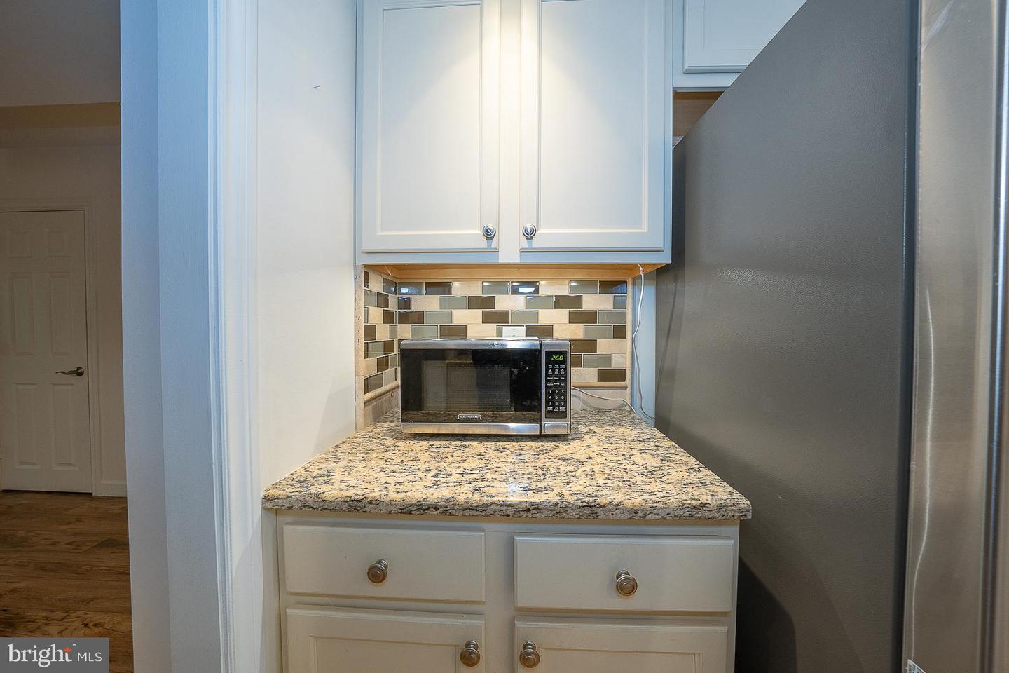 253-00 Shawmont Ave #10h5 Property Photo 14