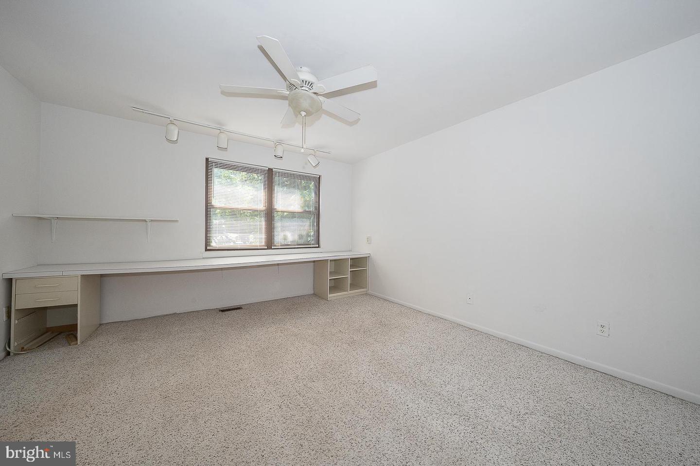 253-00 Shawmont Ave #10h5 Property Photo 25