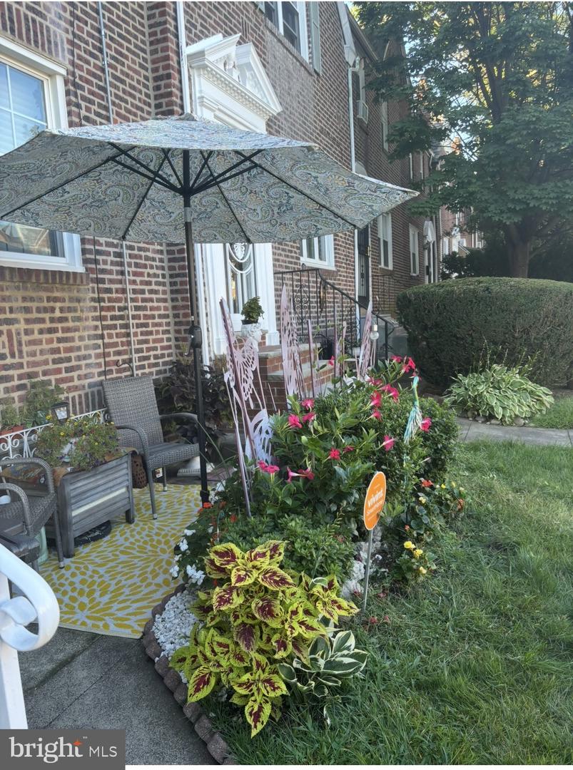 426 E Slocum St E Property Photo 21