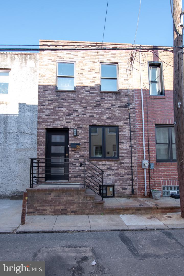 1512 S BEULAH ST Property Photo 1
