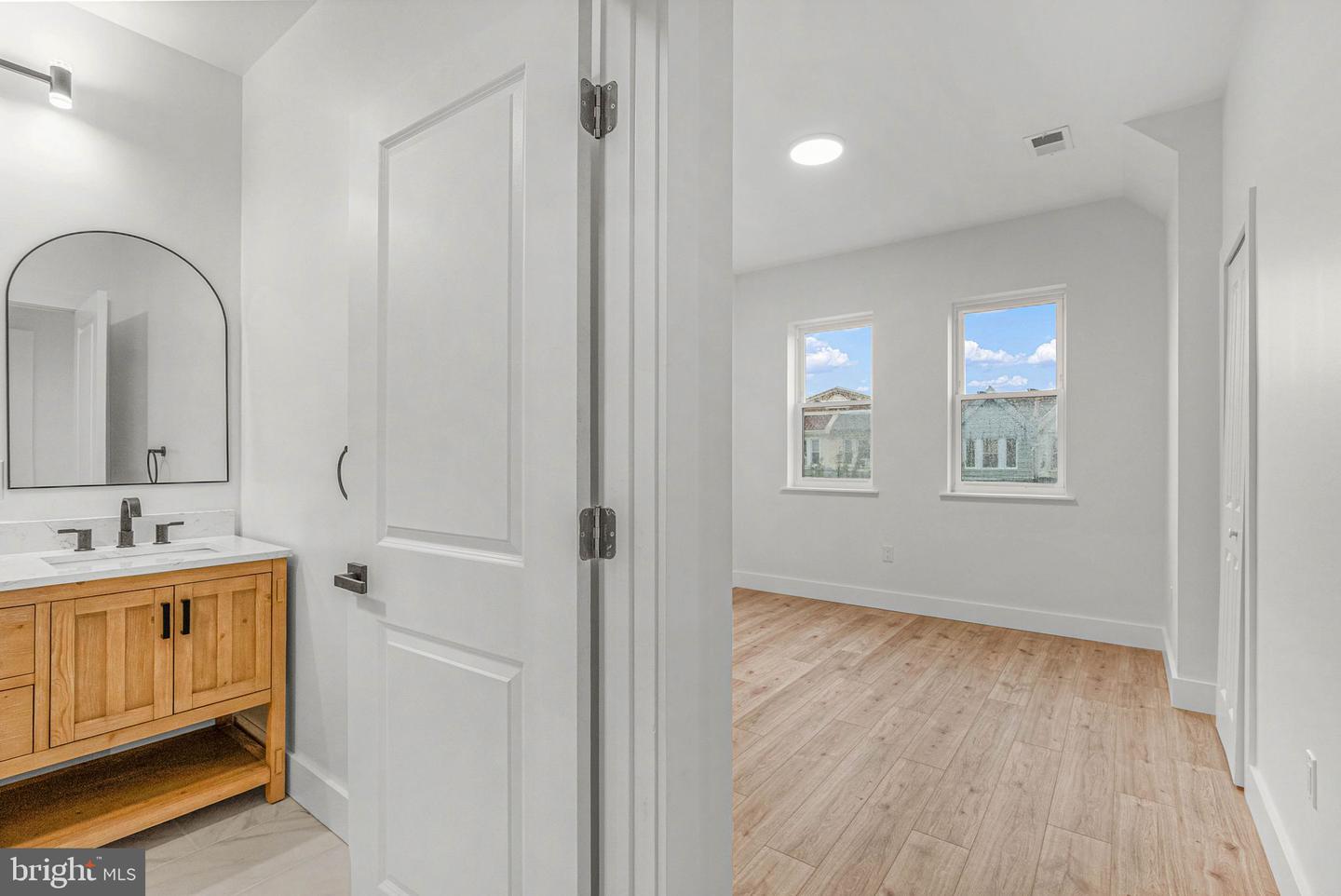 4942 Sansom St Property Photo 23
