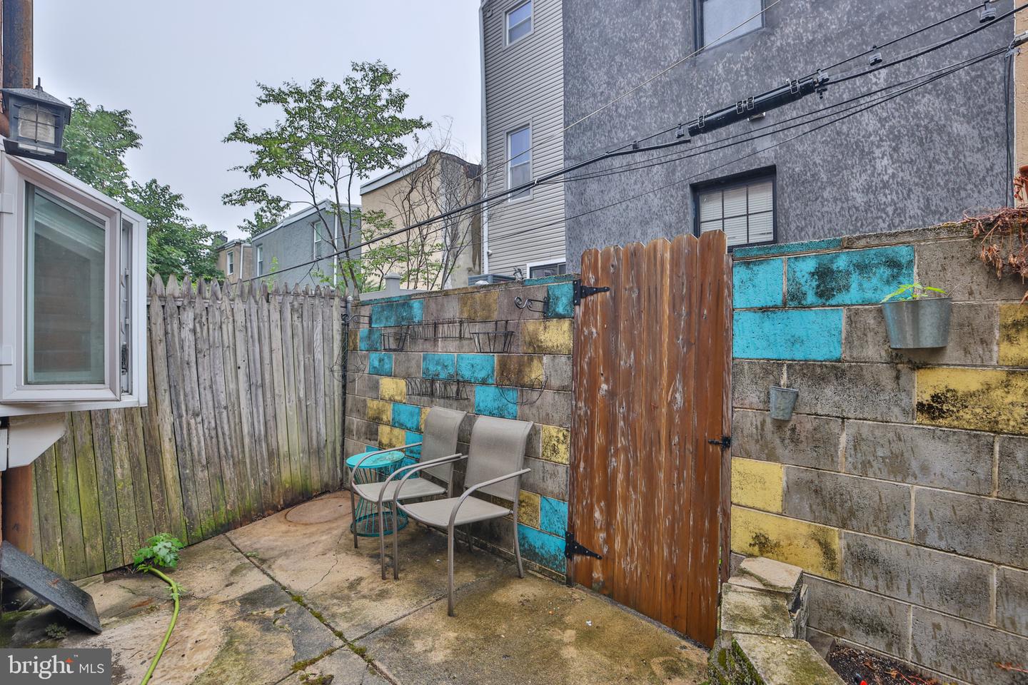 1905 Annin St Property Photo 14