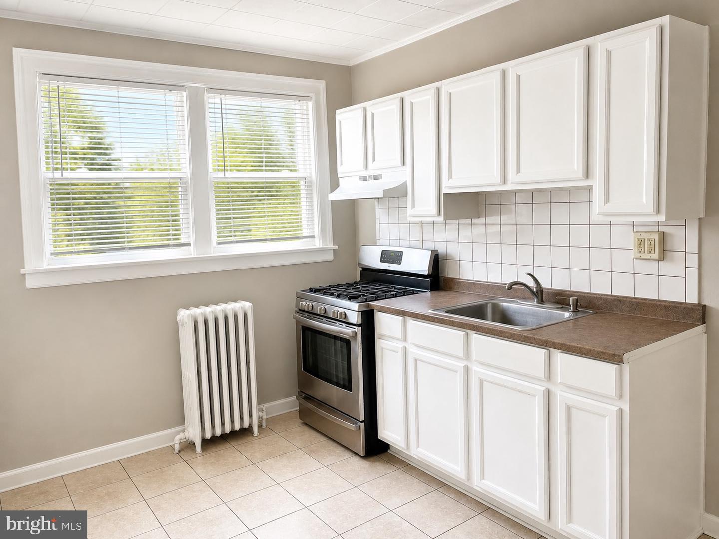 1725 Brill St Property Photo 8