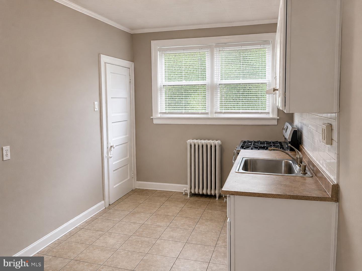 1725 Brill St Property Photo 9