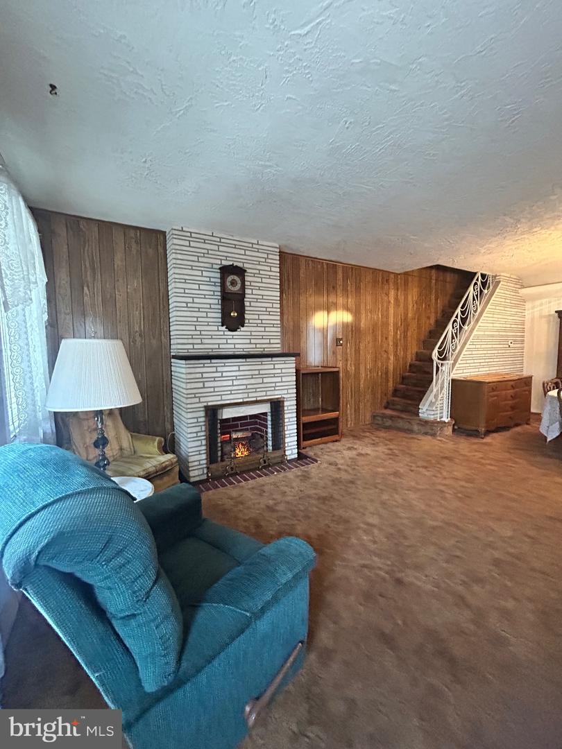 2832 Kirkbride St Property Photo 6